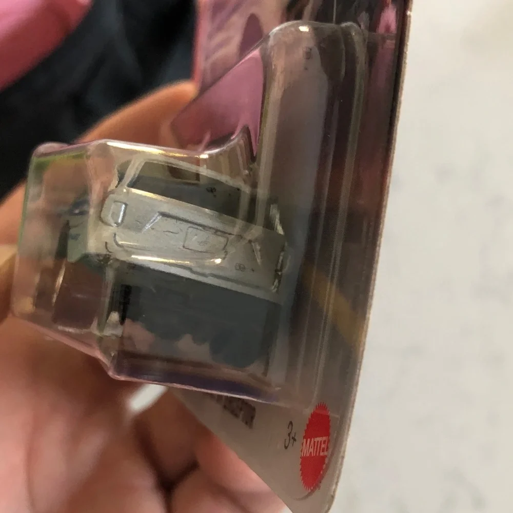 Mattel Matchbox Ford Police Interceptor - White and Blue